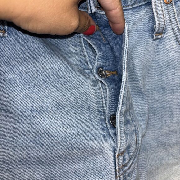 Womens Size 32 Madewell Light Wash Relaxed Denim Shorts EUC - Picture 3 of 6